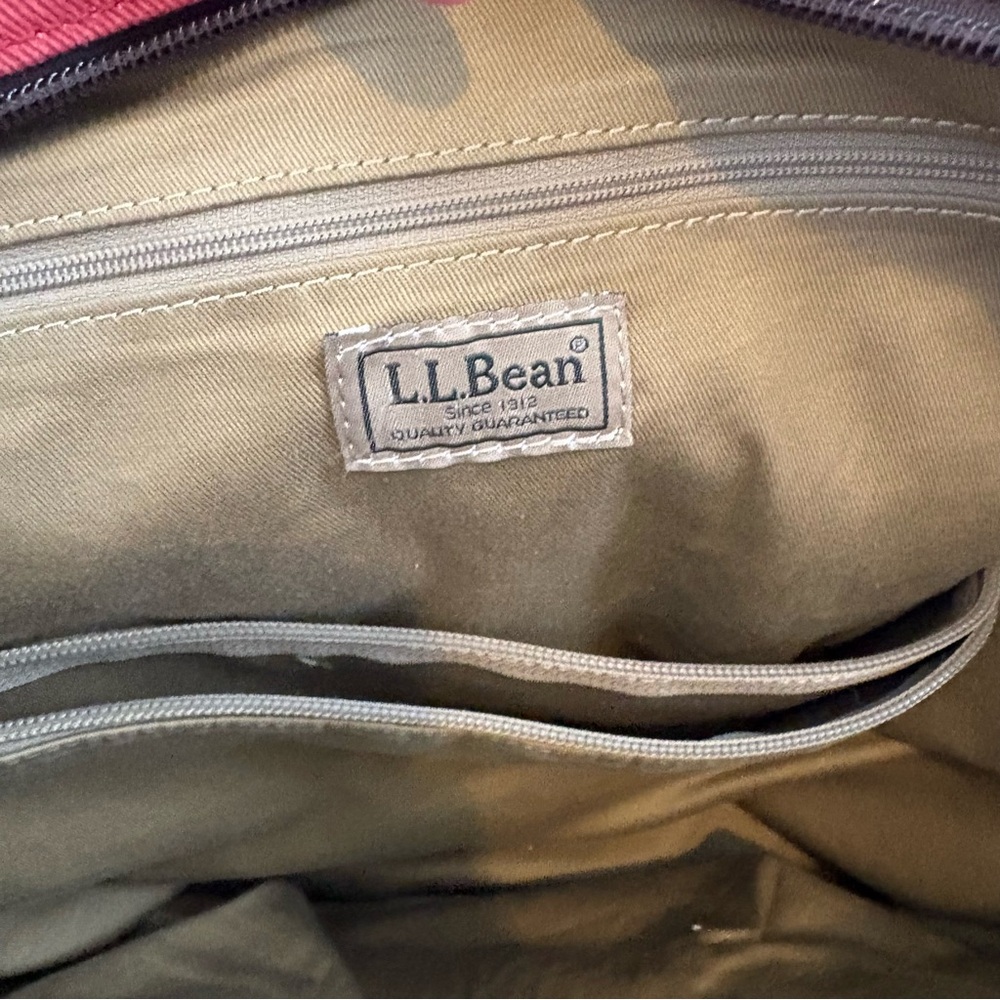 Vintage LL Bean red cotton canvas and leather hunting dog toile print tote bag - Picture 8 of 13